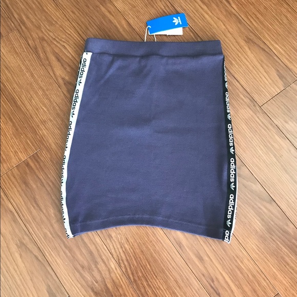 ADIDAS Originals RYV Bodycon Ribbed Mini Skirt Medium NWT - Picture 4 of 8